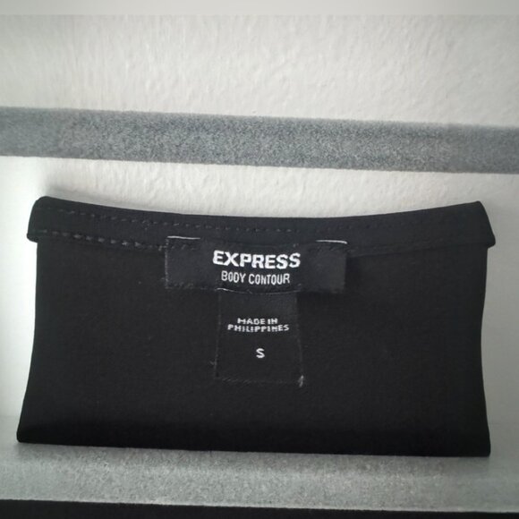 New WO Tags - Express Body Contour Twist Front Thong Bodysuit - Small - Picture 5 of 5